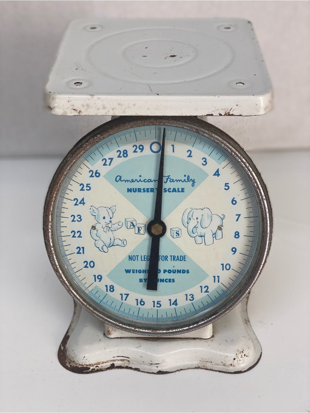 Vintage American Family Nursery Scale Blue White Dial Baby Childs Room Decor